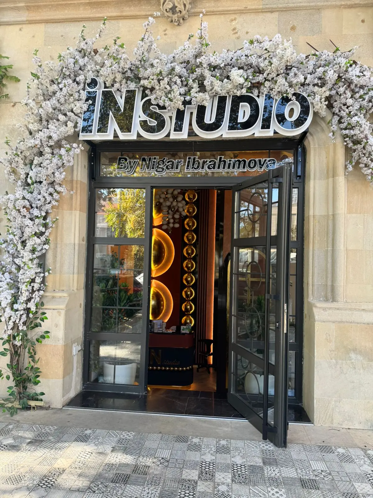INSTUDIO — Studio, Bakı (Bülbül pr. 85) — ORising rəsmi tərəfdaş